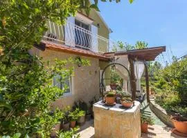 Peaceful house in nature nearby National Park Krka