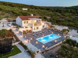 Villa Margita - luxury with private pool
