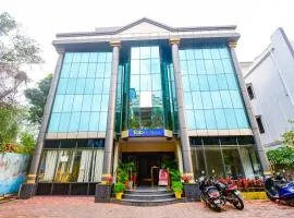 FabHotel Greenland Grand - Nr Kalinga Stadium