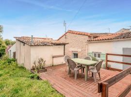 Lovely Home In Mortagne-sur-gironde With Wifi，位于Mortagne-sur-Gironde的酒店