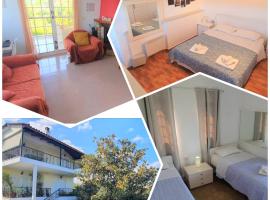 Vacation and Relaxation Home Oropos，位于Néa PalátiaMalakasa冒险公园附近的酒店