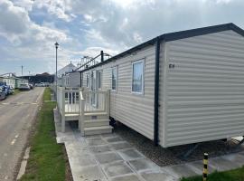 Sunnymede E11 Keyshare Holiday lets 8 Berth，位于斯凯格内斯的酒店