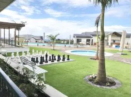 Ballito Hills - Ocean View, Queen Bed & Free Wi-Fi