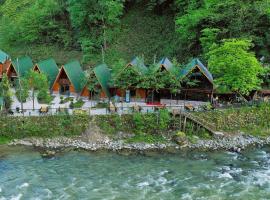 Tanura Bungalows，位于贾马里海姆森的酒店