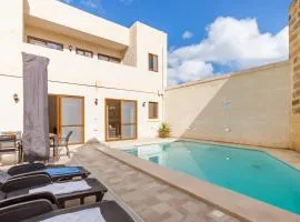 Nadurija, So Nice Gozitan Villa + Pool - Happy Rentals