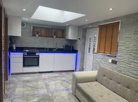 Luxury Small 1 bed property West London，位于Perivale的酒店