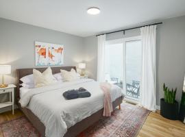 2BR in Heart of Queen Village - walk to everything!，位于费城格诺牛排屋附近的酒店