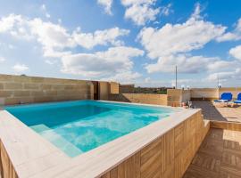 Naduri, Beautiful Gozitan Villa plus Pool - Happy Rentals，位于纳杜尔的酒店