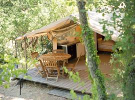 拉格朗阁娜露营地，位于韦尔东的埃斯帕隆的自助式住宿