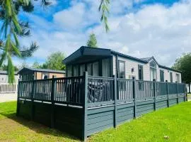 Coopers Corner, Lodge with Hot Tub