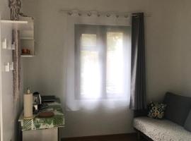 Przytulny apartament dla dwojga，位于苏莱吉的酒店