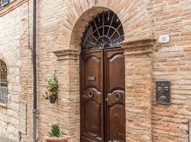 S318 - Sirolo, meraviglioso trilocale in palazzo storico