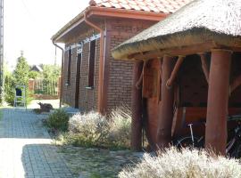 Willa Orla Izba，位于Kluki的酒店