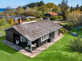 Beautiful Home In Føllenslev With Kitchen