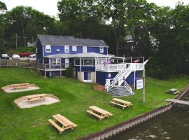 Lakeview Place Boutique Hotel，位于Spring Grove的酒店