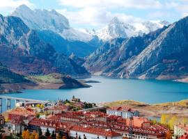 Piso en Picos de Europa - Riaño Licencia VUT-LE-818，位于里亚尼奥的酒店