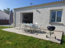 Maison spacieuse avec jardin, à 5 km de la plage, Wifi et tout confort - FR-1-336-50