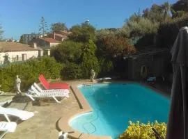 Studio sur les hauteurs de La Ciotat vue mer