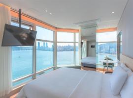 Hotel Marine view，位于釜山广安大桥附近的酒店