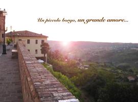 洛坎达德维奇欧博尔戈酒店，位于瓦克瑞的酒店