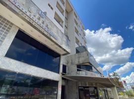 Líber Hotel Nova Serrana，位于Nova Serrana的酒店