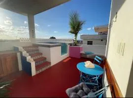 Cozy modern villa by the beach for Digital Nomads in Casa Bene