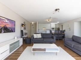 Beach side Cotton Tree Family Friendly Resort，位于玛志洛的酒店