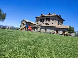 Casas Pirineo, Ainsa