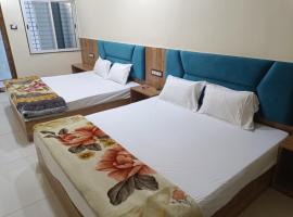 Kalptaru Home Stay，位于乌贾因的酒店