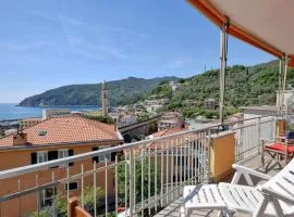 Pet Friendly Apartment In Moneglia