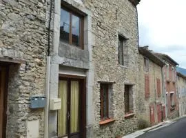 Lovely Renovated Cottage in Puivert