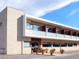 Hotel Dom Afonso - Monção，位于蒙考的酒店