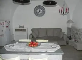 Charmant gîte 2 étoiles, parking privé à Ruoms