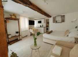 Bonito Apartamento Mundaka EBI-82，位于蒙达卡的酒店