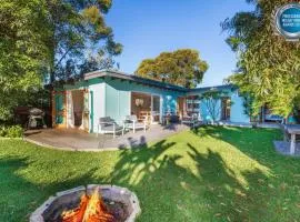 Beachwood - Firepit - Pet Friendly - 2 Mins Walk to the Beach