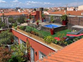 Le Patio Père Pigne Guestroom，位于佩皮尼昂的酒店