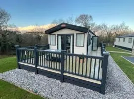 3 bed luxury lodge in Clennon View at Hoburne Devon Bay