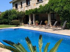 Casa da Lomba Piscina y vistas al mar en Baiona，位于巴约讷的乡村别墅