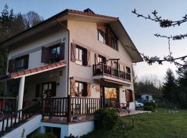 B&B Eguzkitza，位于Elgeta的带按摩浴缸的酒店