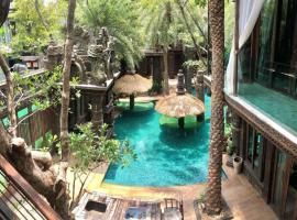 KhgeMa NuanJun Pool Villa Gallery Resort，位于班怀雅Wat Khao Din Temple附近的酒店