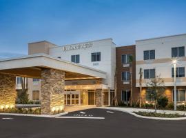 Fairfield Inn & Suites Vero Beach，位于维洛海滩Vero Beach Municipal Airport - VRB附近的酒店