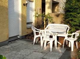 Sonnige EG_Wohnung mit Garten Terr，位于福希海姆的酒店