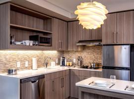 Element Hampton Peninsula Town Center，位于汉普顿的酒店