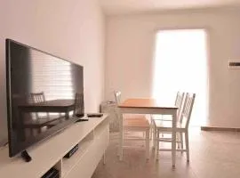 2 Bedroom Nicely Furnished Seaside Apartment in Gzira - Dima 2