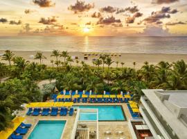 迈阿密南滩皇家棕榈尊贵度假酒店，位于迈阿密海滩的酒店