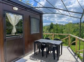 I Falchi Pellegrini - Bungalow e Tenda，位于Monzuno的酒店