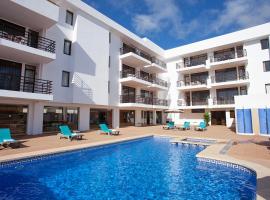 Apartamentos Don Quijote，位于卡拉纳雅达的酒店