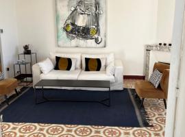 La Suite 68 Bandol avec jardin et parking privatif，位于邦多勒的家庭/亲子酒店