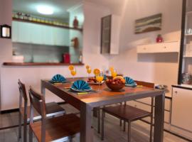 APJ Emperadores Apartment with swimming pool, 100 m from beach La Mata，位于拉马他的酒店