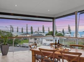 Penthouse - Scarborough beach break holidays，位于斯卡伯勒的酒店